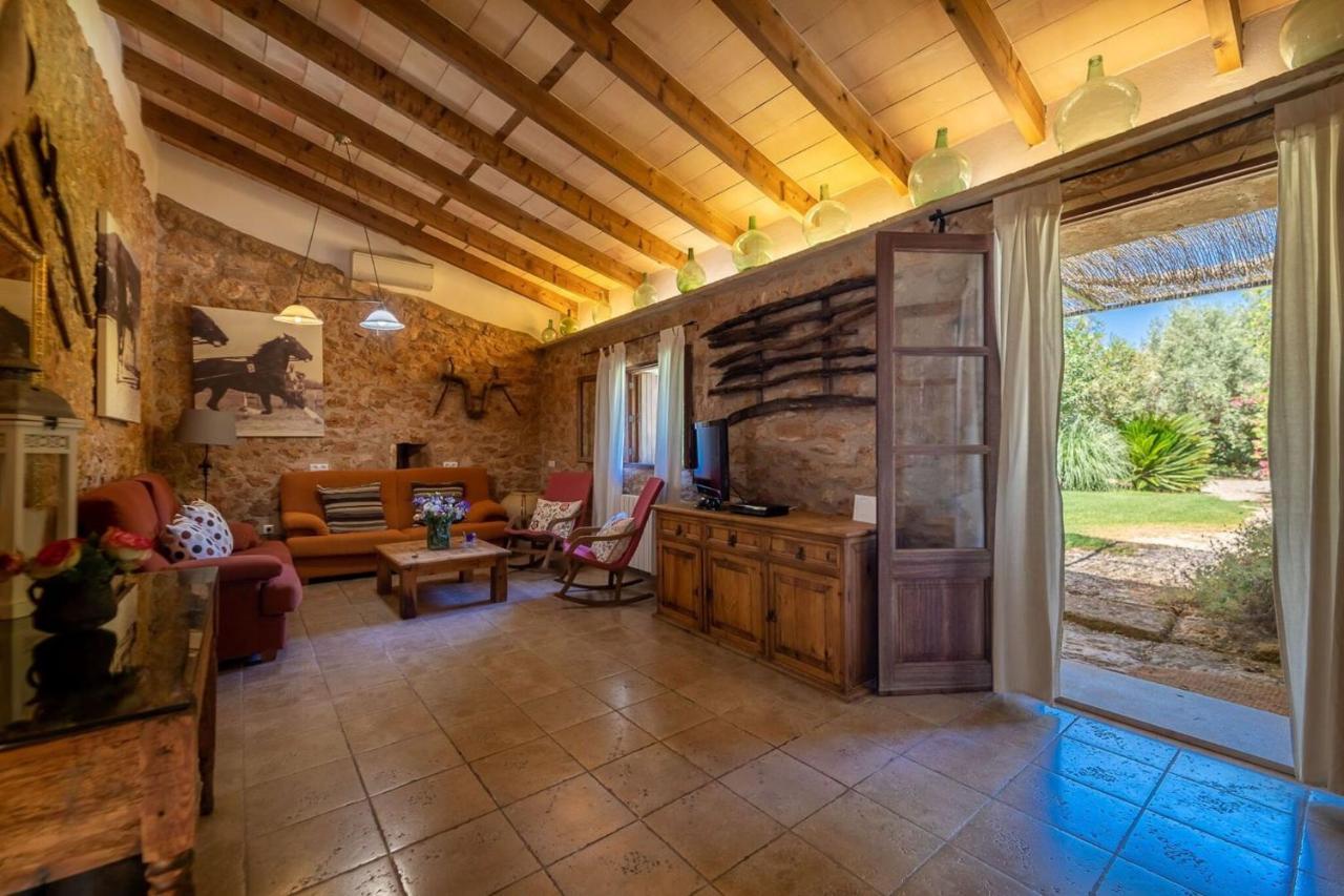 Cugulutx Villa Llucmajor  Buitenkant foto